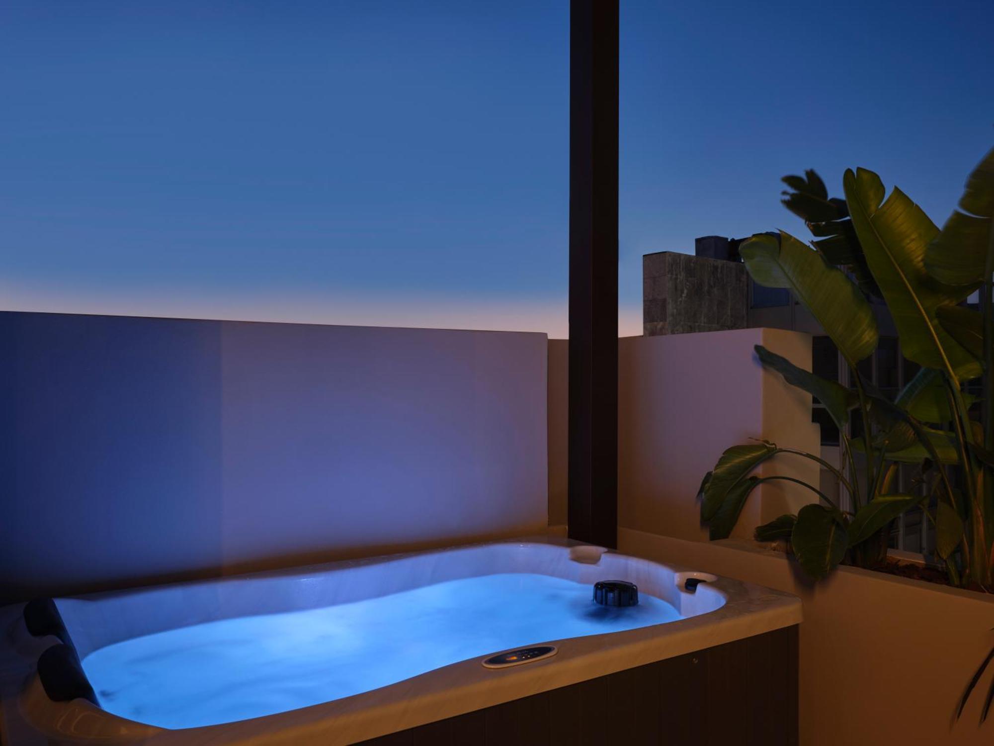 Nur Edge Aparthotel - Acropolis Skyline Athene Buitenkant foto